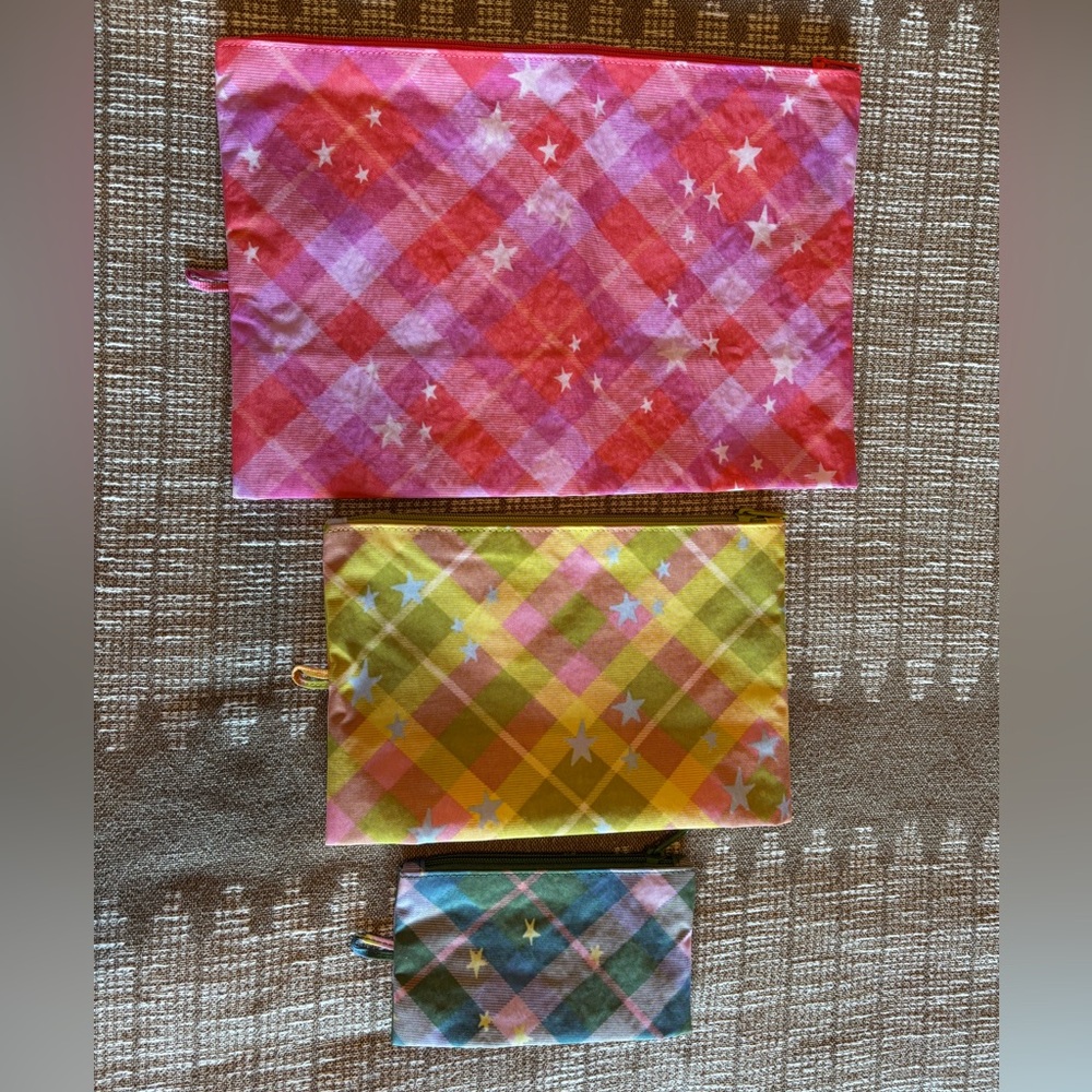Baggu Go Pouch Set in star plaid